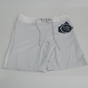 NWT OCEAN + COAST REALTREE FISHING SHORTS SIZE SMALL